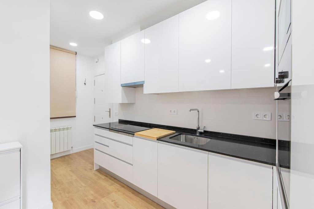 Espectacular Apartamento Plaza Mayor Madrid Luaran gambar